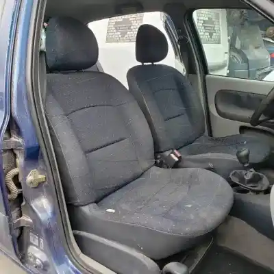 Здавання транспортного засобу renault clio ii fase ii (b/cb0) k9k a7 року 2001 потужний 