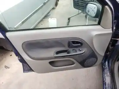 Здавання транспортного засобу renault clio ii fase ii (b/cb0) k9k a7 року 2001 потужний 