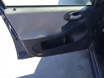 Veículo de Sucata fiat stilo (192) g/ 182b6000 do ano 2003 alimentado 