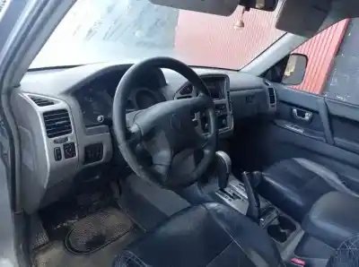 Здавання транспортного засобу mitsubishi montero (v60/v70) d-4m41 року 2005 потужний 