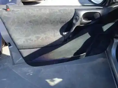 Veicolo di demolizione opel vectra b berlina g-x16xel dell'anno 1995 alimentato 