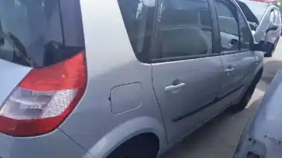 Veículo de Sucata renault                                            scénic ii (jm0/1_)                                                                                                                                                                                                                                         2.0 (jm05, jm0u, jm1n, jm1u, jm2v)                                                                                                                                                                                                                         do ano 2006 alimentado 