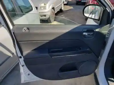 Veículo de Sucata jeep compass 651 do ano 2011 alimentado 