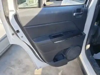 Veículo de Sucata jeep compass 651 do ano 2011 alimentado 