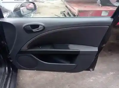 Здавання транспортного засобу seat leon (1p1) bxe року 2005 потужний 