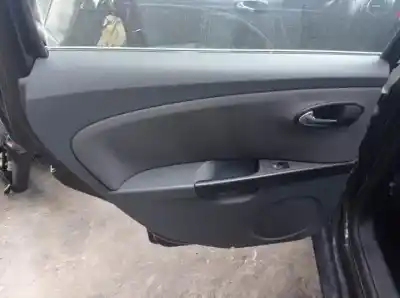 Здавання транспортного засобу seat leon (1p1) bxe року 2005 потужний 