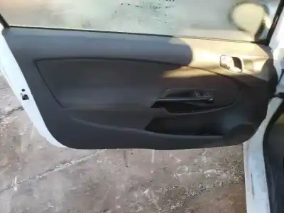 Veicolo di demolizione opel corsa d a13dtc dell'anno 2008 alimentato 