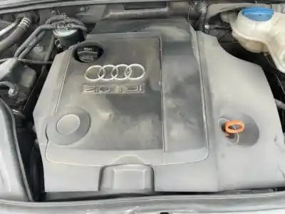 Veículo de Sucata audi a4 berlina (8e) blb do ano 2004 alimentado 