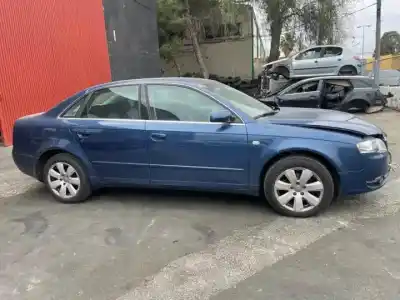 Veículo de Sucata audi a4 berlina (8e) blb do ano 2004 alimentado 