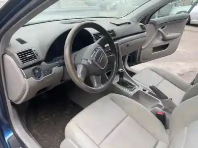 Veículo de Sucata audi a4 berlina (8e) blb do ano 2004 alimentado 