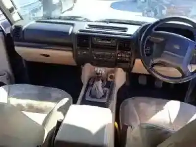 Sloopvoertuig land rover discovery (lt) 15p van het jaar 2002 aangedreven 