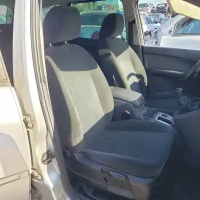 Здавання транспортного засобу ford focus c-max (cap) d-kkda року 2005 потужний 