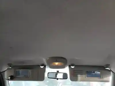 Здавання транспортного засобу renault clio ii fase ii (b/cb0) d4f722 року 2001 потужний 
