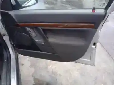 Veículo de Sucata opel vectra c caravan z19dth do ano 2003 alimentado 