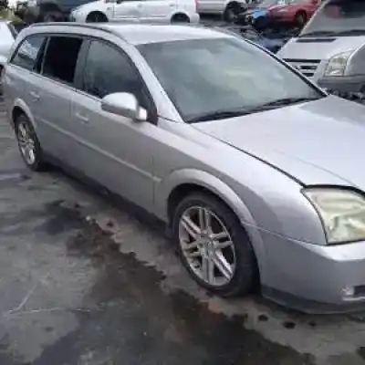 Veículo de Sucata opel vectra c caravan z19dth do ano 2003 alimentado 