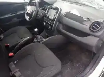 Scrapping Vehicle renault clio iv h4b408 of the year 2015 powered 