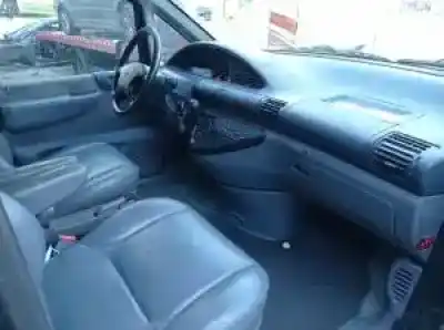 Veículo de Sucata citroen evasion 2.0 16v cat (rfn / ew10j4) do ano 2000 alimentado 