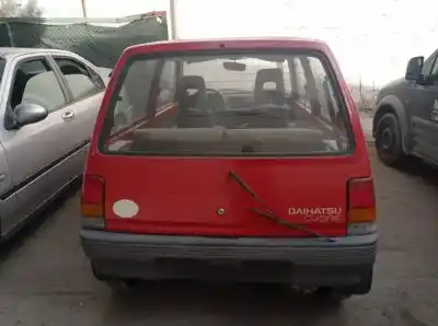 Sloopvoertuig daihatsu                                           cuore (l70)                                                                                                                                                                                                                                                 van het jaar 1985 aangedreven 