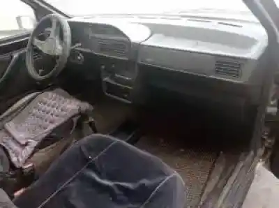 Veículo de Sucata seat ibiza 1.2-g-021a1000 do ano 1988 alimentado 