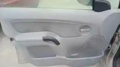 Veículo de Sucata citroen c3 8hx do ano 2002 alimentado 