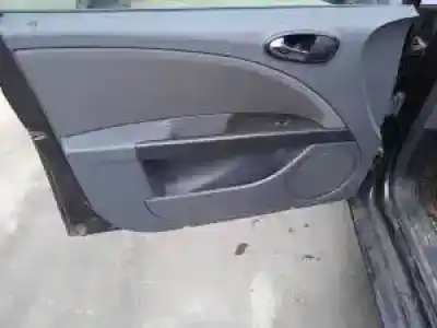 Scrapping Vehicle seat leon (1p1) bxe of the year 2005 powered 