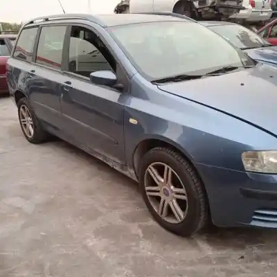 Здавання транспортного засобу fiat stilo multi wagon (192) 192a1000.937a7000 року 2003 потужний 