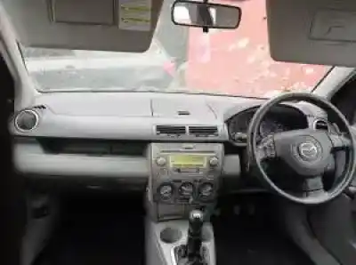 Veículo de Sucata mazda 2 berlina (dy) fuja do ano 2003 alimentado 