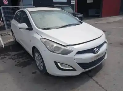 Scrapping Vehicle hyundai i30 ranchera familiar (gd) 1.4 crdi of the year 2012 powered 
