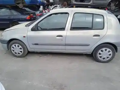 Scrapping Vehicle renault clio ii fase i (b/cbo) d7f of the year 2000 powered 