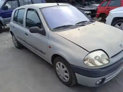 Scrapping Vehicle renault clio ii fase i (b/cbo) d7f of the year 2000 powered 