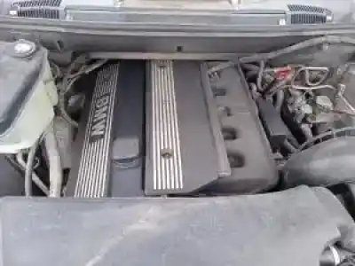 Veículo de Sucata bmw x5 (e53) 306s3 do ano 2000 alimentado 