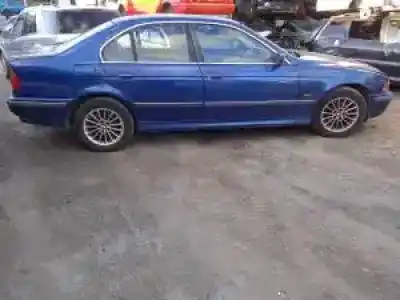 Veicolo di demolizione bmw serie 5 berlina (e39) m52b28 dell'anno 1995 alimentato 