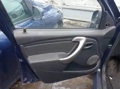 Veicolo di demolizione dacia sandero 1.6 lpg dell'anno 2009 alimentato 