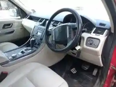 Veículo de Sucata land rover range rover sport (l320) 276dt do ano 2005 alimentado 