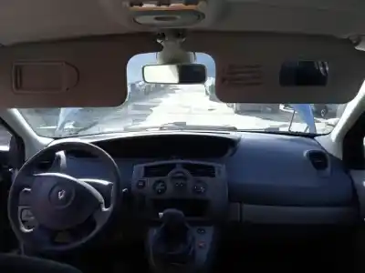 Здавання транспортного засобу renault scénic ii (jm0/1_) 2.0 (jm05, jm0u, jm1n, jm1u, jm2v) року 2006 потужний 