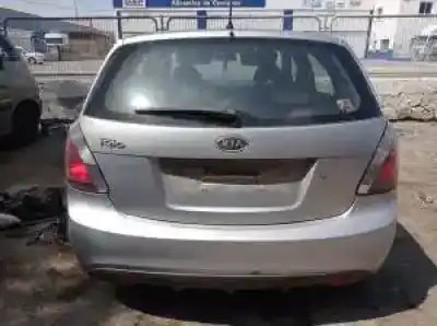 Vehicul casat kia rio (jb) g4ee al anului 2007 alimentat 