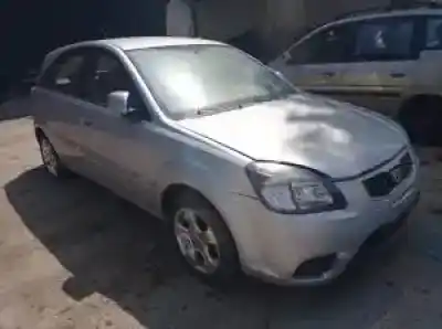 Vehicul casat kia rio (jb) g4ee al anului 2007 alimentat 
