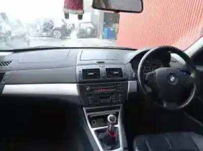 Veículo de Sucata bmw x3 (e83) m47n2 do ano 2004 alimentado 