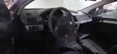 Scrapping Vehicle opel astra gtc g-z16xep of the year 2004 powered 
