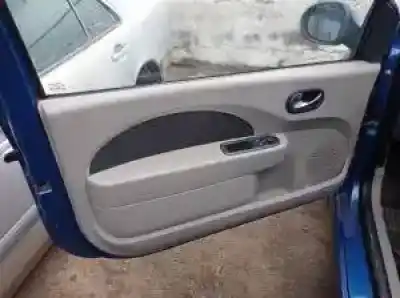 Veicolo di demolizione renault twingo ii d4f772 dell'anno 2007 alimentato 