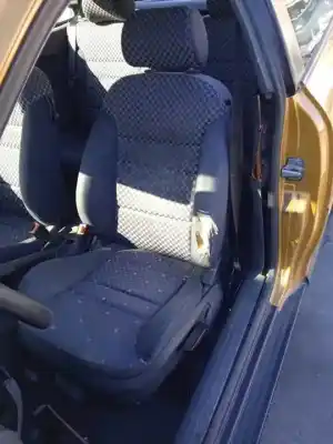 Здавання транспортного засобу audi a3 (8l) agn року 1996 потужний 