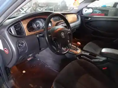 Здавання транспортного засобу jaguar x-type i (x400) 2.5 v6 a las 4 ruedas року 2001 потужний 