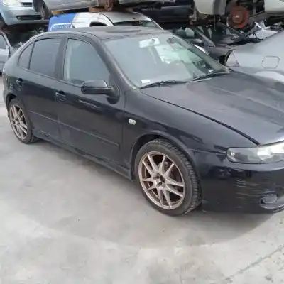 Здавання транспортного засобу seat leon (1m1) aus року 2000 потужний 