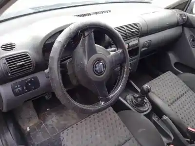 Здавання транспортного засобу seat leon (1m1) aus року 2000 потужний 