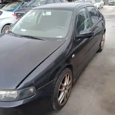 Здавання транспортного засобу seat leon (1m1) aus року 2000 потужний 
