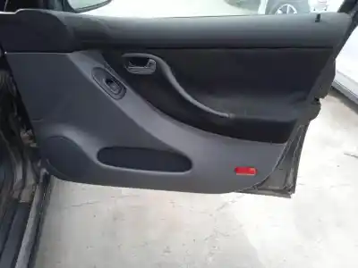 Здавання транспортного засобу seat leon (1m1) aus року 2000 потужний 