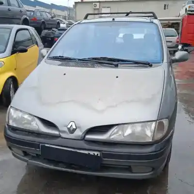 Здавання транспортного засобу RENAULT MEGANE I SCENIC (JA0) F9Q734 року 1997 потужний 
