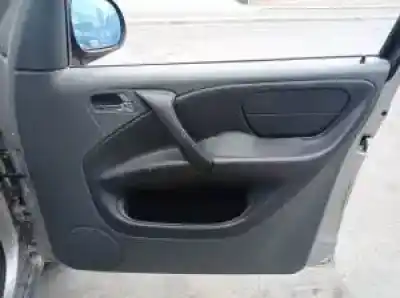 Veículo de Sucata mercedes-benz clase m (w163) m112942 do ano 1997 alimentado 