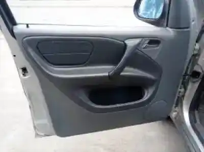 Veículo de Sucata mercedes-benz clase m (w163) m112942 do ano 1997 alimentado 