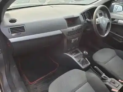 Verschrottungsfahrzeug opel astra h caravan z17dth des jahres 2004 angetrieben 